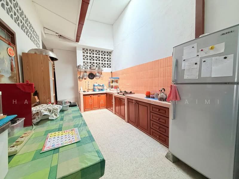 Rumah Teres untuk Dijual di Seremban (Negeri Sembilan) - Hassan Basri Suhaimi - Kitchen - PropertyGuru.com.my