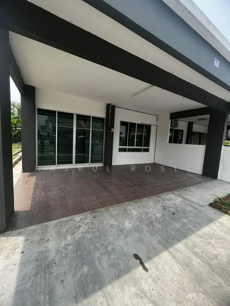Semi-Detached House for Sale in Alor Setar (Kedah) - Hasrul Rosli - Exterior - PropertyGuru.com.my