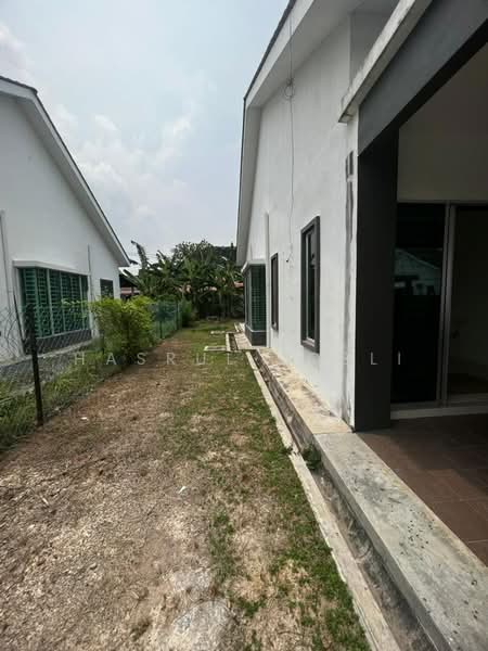 Semi-Detached House for Sale in Alor Setar (Kedah) - Hasrul Rosli - Exterior - PropertyGuru.com.my