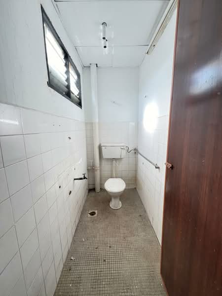 Factory for Sale in Taman Ehsan (Kepong) - Justin Lai - Bathroom - PropertyGuru.com.my