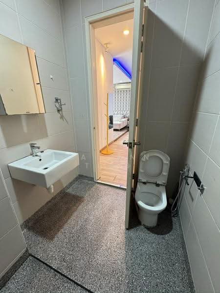 Service Residence for Rent at TRiGON Luxury Residences - Wai Ann Teng - Bathroom - PropertyGuru.com.my