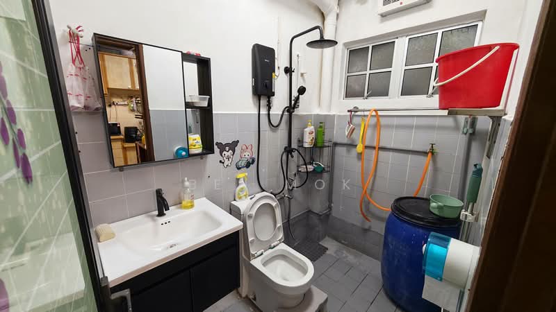 Semi-Detached House for Sale in Bandar Country Homes (Rawang) - Ben Mok - Bathroom - PropertyGuru.com.my