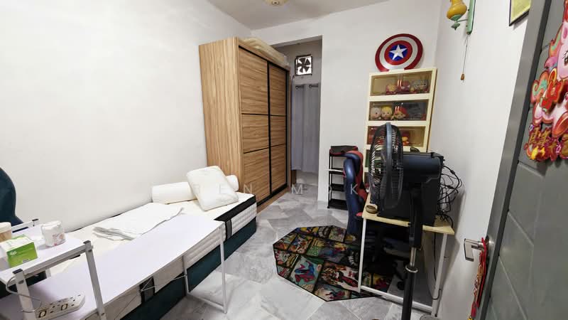 Semi-Detached House for Sale in Bandar Country Homes (Rawang) - Ben Mok - Bedroom - PropertyGuru.com.my