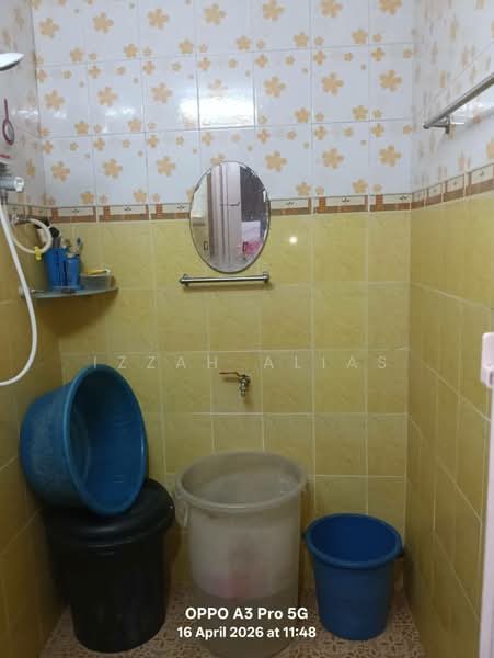 Rumah Teres 1-Tingkat untuk Dijual di Balakong (Cheras) - Izzah Alias - Bathroom - PropertyGuru.com.my