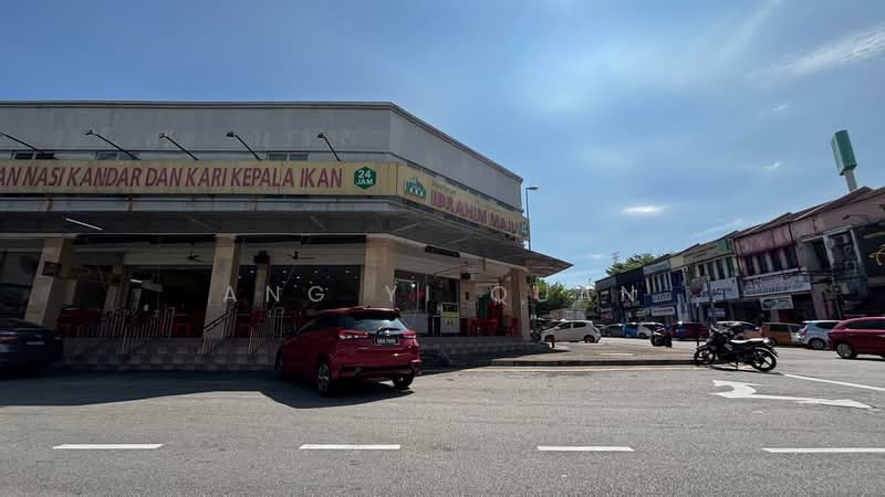 Shop for Sale in Seksyen 3 (Bangi) - Ang Yi Quan - Exterior - PropertyGuru.com.my