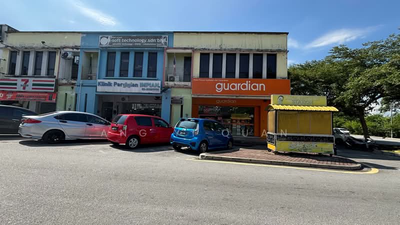 Shop for Sale in Seksyen 3 (Bangi) - Ang Yi Quan - Exterior - PropertyGuru.com.my