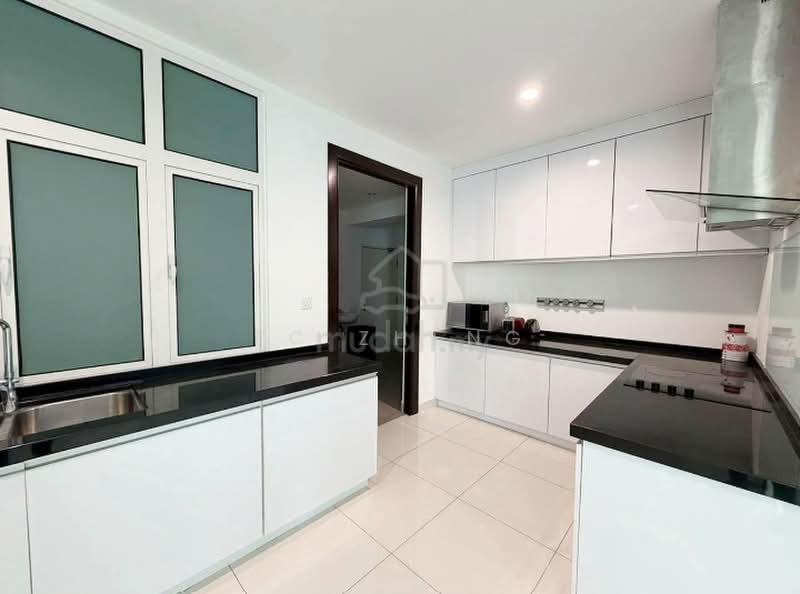 Condominium for Rent at Gurney Paragon - EC Zheng - Kitchen - PropertyGuru.com.my