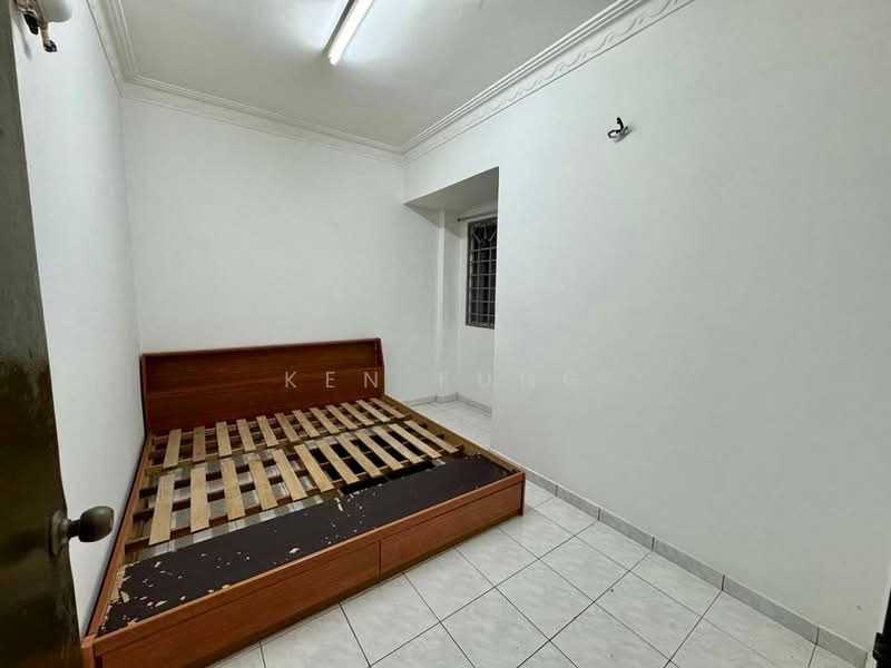 Apartment for Rent at Sri Camellia - Ken Fung - Bedroom - PropertyGuru.com.my