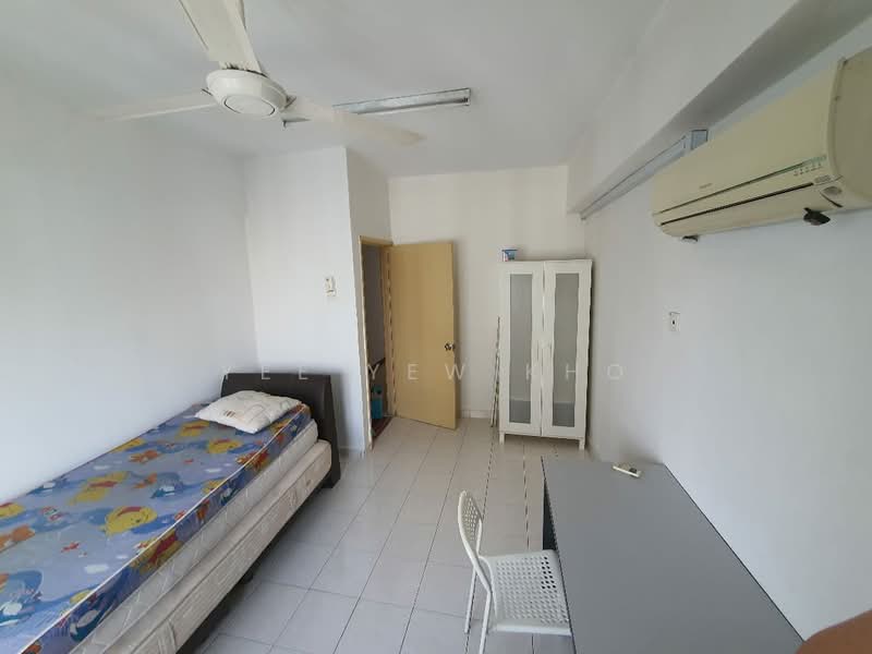 Condominium for Rent at Vista Komanwel C - Yee Yew Kho - Bedroom - PropertyGuru.com.my