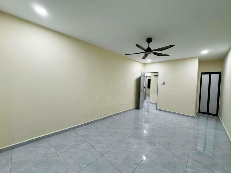 2-storey Terraced House for Sale in Taman Pelangi (Parit Jawa) - Joanne Lau - Interior - PropertyGuru.com.my