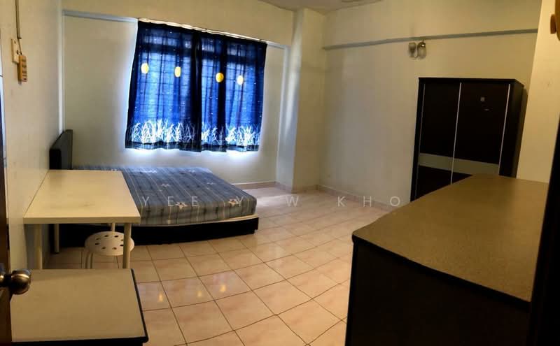 Condominium for Rent at Vista Komanwel A - Yee Yew Kho - Bedroom - PropertyGuru.com.my