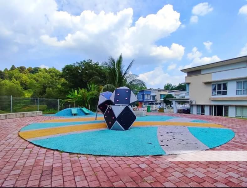 Cluster House for Sale in Sunway Alam Suria (Shah Alam) - Fifi Natasya - Exterior - PropertyGuru.com.my