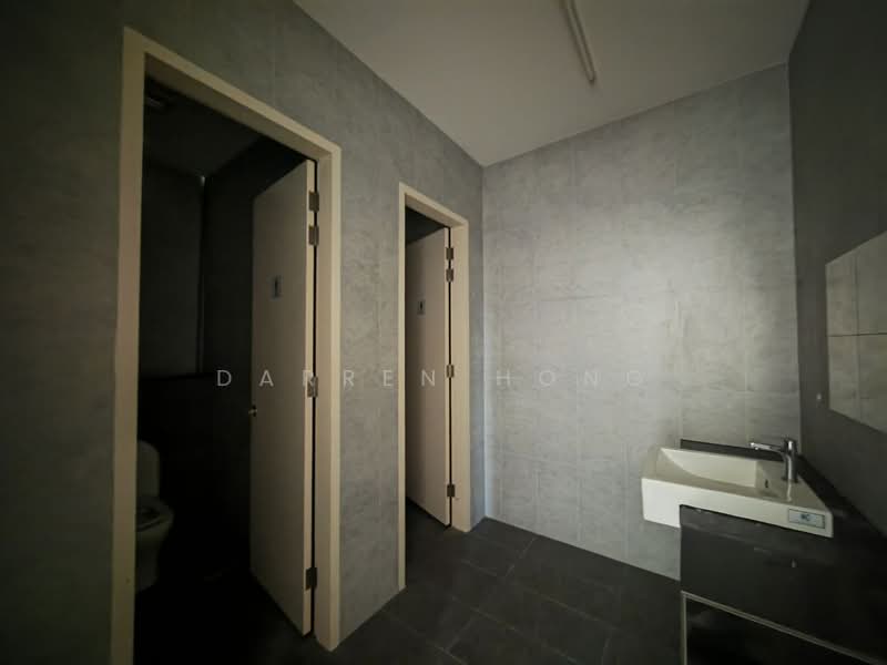 Kilang Berkembar untuk Disewa di Eco Business Park 2 Senai (Senai) - Darren Hong - Bathroom - PropertyGuru.com.my