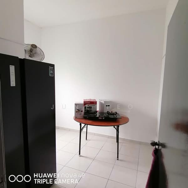 Terraced House for Rent in Kampung Sentosa Barat (Pasir Gudang) - June Teo - Kitchen - PropertyGuru.com.my