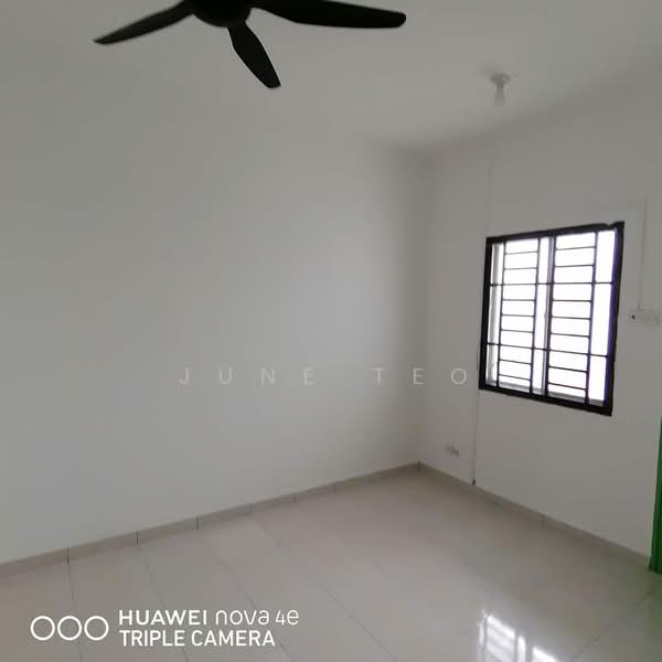 Terraced House for Rent in Kampung Sentosa Barat (Pasir Gudang) - June Teo - Interior - PropertyGuru.com.my