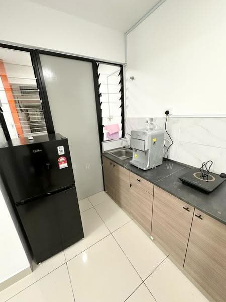 Condominium for Rent at Mizumi Residences - Terry Khaw - Kitchen - PropertyGuru.com.my