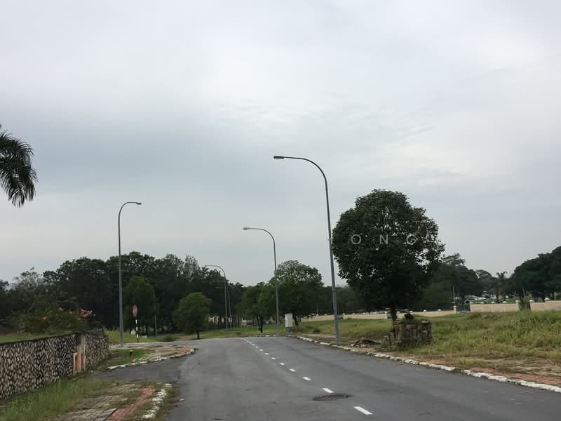 Tanah Kediaman untuk Dijual di Bayu Lakehomes (Mantin) - Selene Chong - Exterior - PropertyGuru.com.my