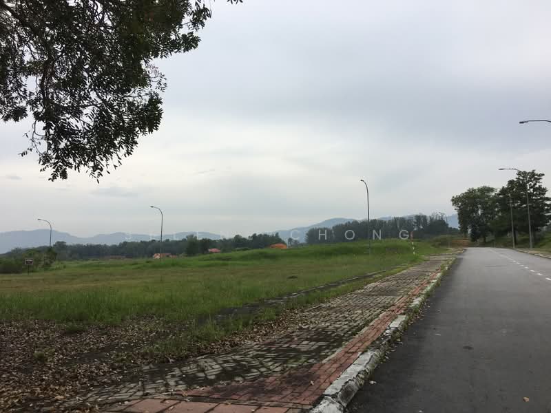 Tanah Kediaman untuk Dijual di Bayu Lakehomes (Mantin) - Selene Chong - Exterior - PropertyGuru.com.my