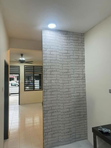 2-storey Terraced House for Sale in Mutiara Rini (Skudai) - Ee Fong Toh - Entrance - PropertyGuru.com.my