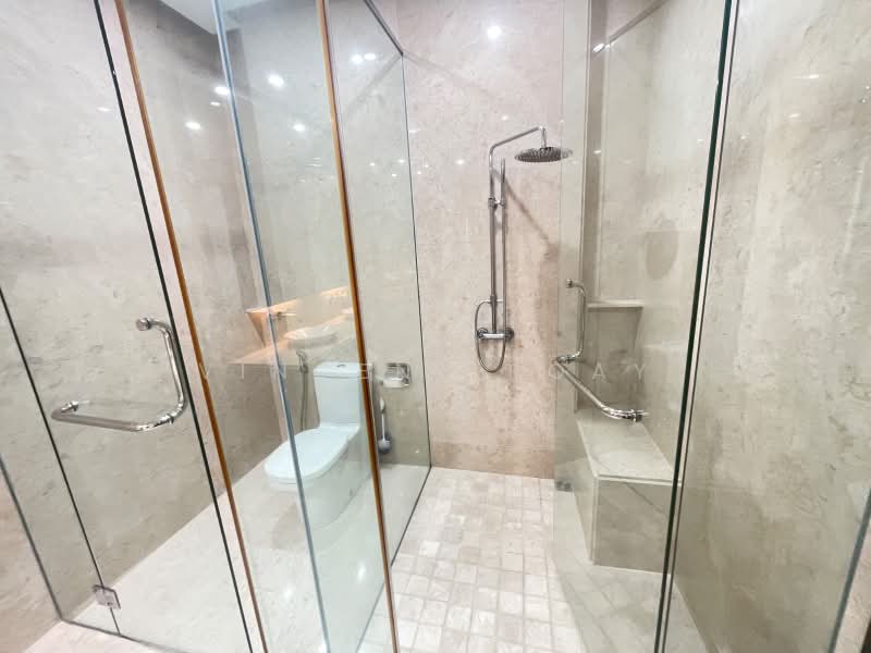 Kediaman Servis untuk Disewa di Straits Quay (The Suites at Waterside) - Vincent Koay - Bathroom - PropertyGuru.com.my