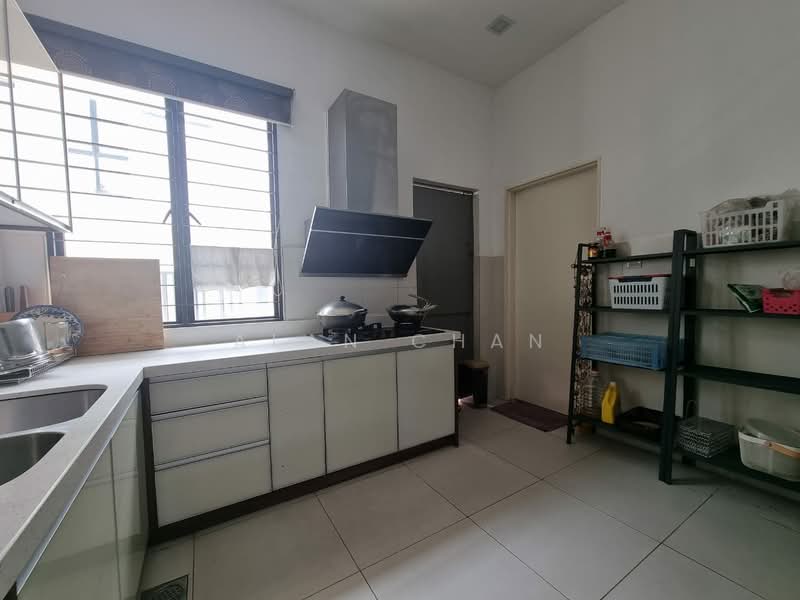 Rumah Teres 2-Tingkat untuk Disewa di 16 Sierra (Puchong) - Alan Chan - Kitchen - PropertyGuru.com.my