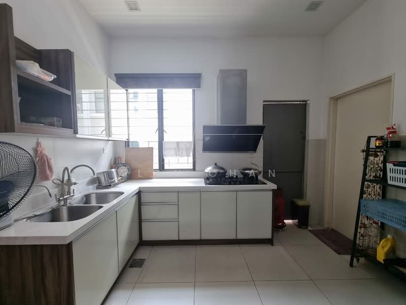 Rumah Teres 2-Tingkat untuk Disewa di 16 Sierra (Puchong) - Alan Chan - Kitchen - PropertyGuru.com.my