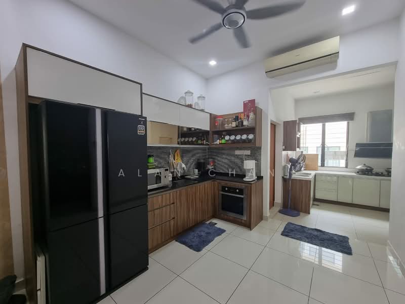 Rumah Teres 2-Tingkat untuk Disewa di 16 Sierra (Puchong) - Alan Chan - Kitchen - PropertyGuru.com.my