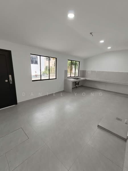 Rumah Teres 2-Tingkat untuk Dijual di Taman Puteri Wangsa (Ulu Tiram) - Daniel Yong - Kitchen - PropertyGuru.com.my