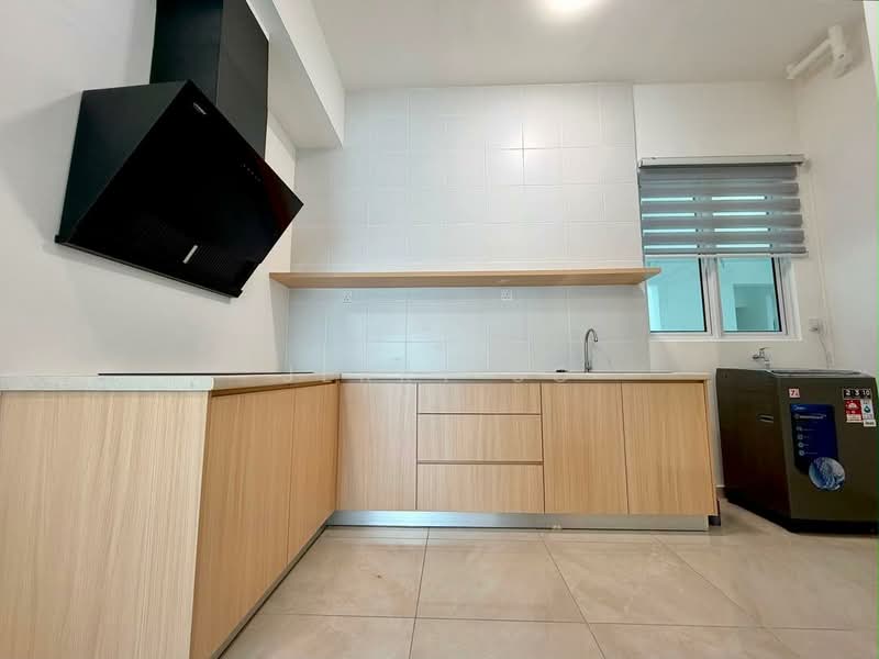 Condominium for Rent at Lucerne Residences - Jerry So - Kitchen - PropertyGuru.com.my