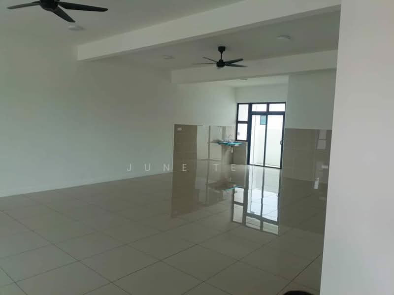 Terraced House for Rent in Kulai (Johor) - June Teo - Living Room - PropertyGuru.com.my