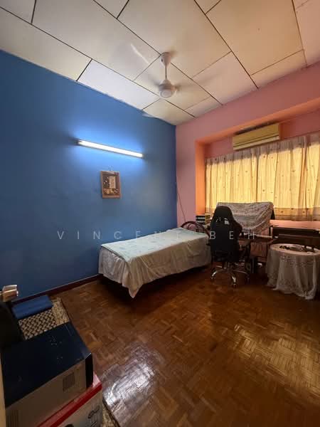 2-storey Terraced House for Sale in Ampang Jaya (Ampang) - Vincent Beh - Bedroom - PropertyGuru.com.my