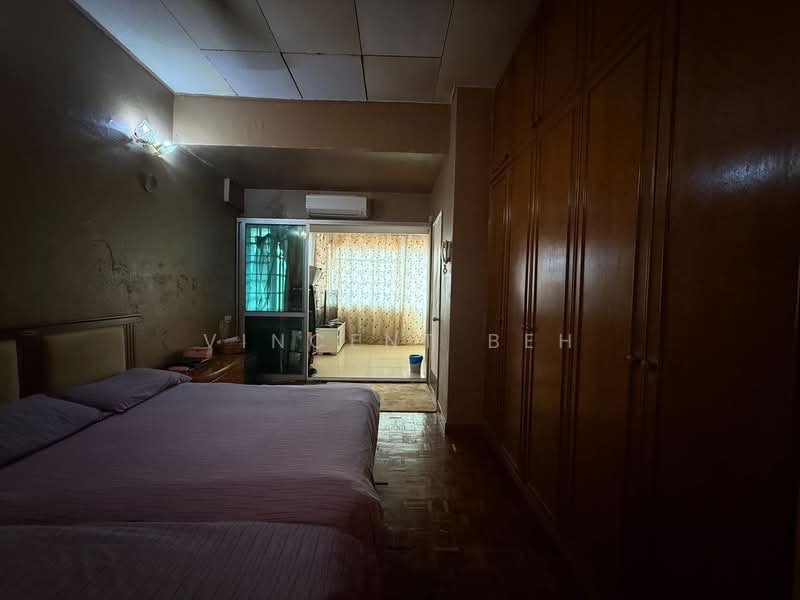 2-storey Terraced House for Sale in Ampang Jaya (Ampang) - Vincent Beh - Bedroom - PropertyGuru.com.my