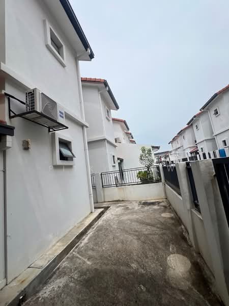 2-storey Terraced House for Sale in Alam Impian (Shah Alam) - Pinky Liaw - Exterior - PropertyGuru.com.my