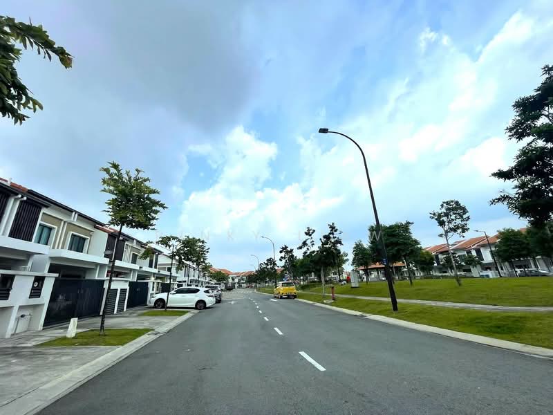 2-storey Terraced House for Sale in Alam Impian (Shah Alam) - Pinky Liaw - Exterior - PropertyGuru.com.my