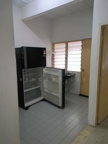 Rumah Teres 1-Tingkat untuk Disewa di Pandan Perdana (Cheras) - Vincent Lee - Kitchen - PropertyGuru.com.my