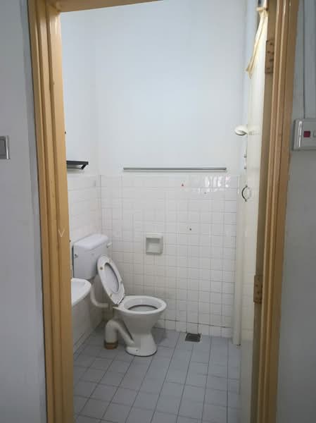Rumah Teres 1-Tingkat untuk Disewa di Pandan Perdana (Cheras) - Vincent Lee - Bathroom - PropertyGuru.com.my