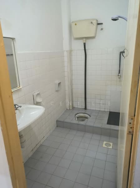 Rumah Teres 1-Tingkat untuk Disewa di Pandan Perdana (Cheras) - Vincent Lee - Bathroom - PropertyGuru.com.my