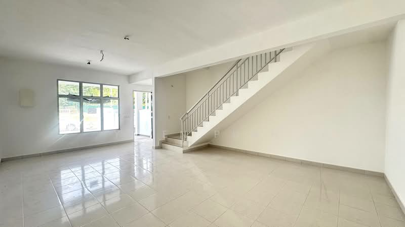 2-storey Terraced House for Sale in Taman Bestari Perdana (Pasir Gudang) - Yi En Puah - Living Room - PropertyGuru.com.my