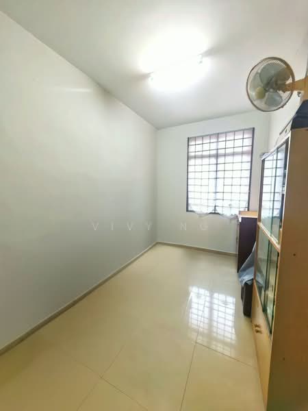 Rumah Berkembar untuk Dijual di Taman Bukit Kempas (Tampoi) - Vivy Ng - PropertyGuru.com.my