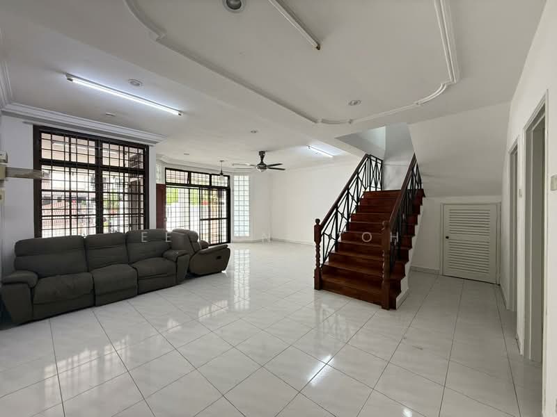 Rumah Teres 2-Tingkat untuk Dijual di Taman Molek (Johor Bahru) - Ee Fong Toh - Living Room - PropertyGuru.com.my