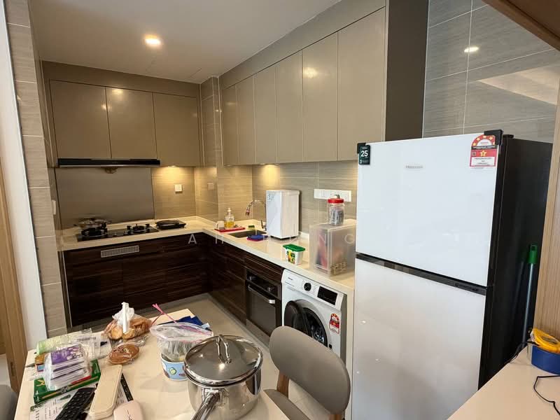 Kondominium untuk Disewa di R&F Princess Cove Phase 2-Seine Region - Ah Hong - Kitchen - PropertyGuru.com.my