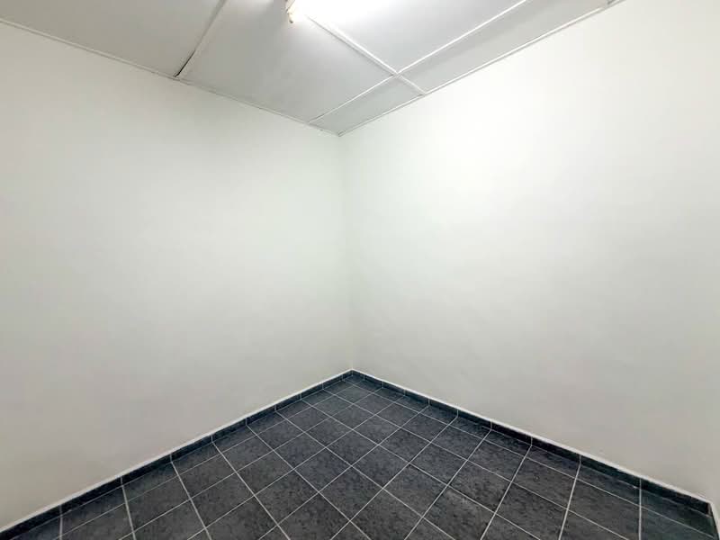 1-storey Terraced House for Sale in Pekan Batu 9 (Cheras) - Azmi . - PropertyGuru.com.my
