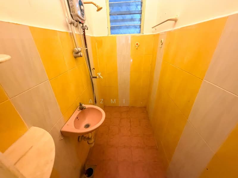 1-storey Terraced House for Sale in Pekan Batu 9 (Cheras) - Azmi . - PropertyGuru.com.my