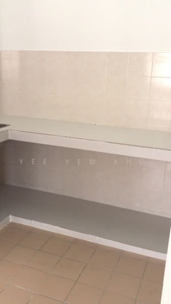 Pangsapuri untuk Disewa di Puchong Utama Court 2 - Yee Yew Kho - Kitchen - PropertyGuru.com.my