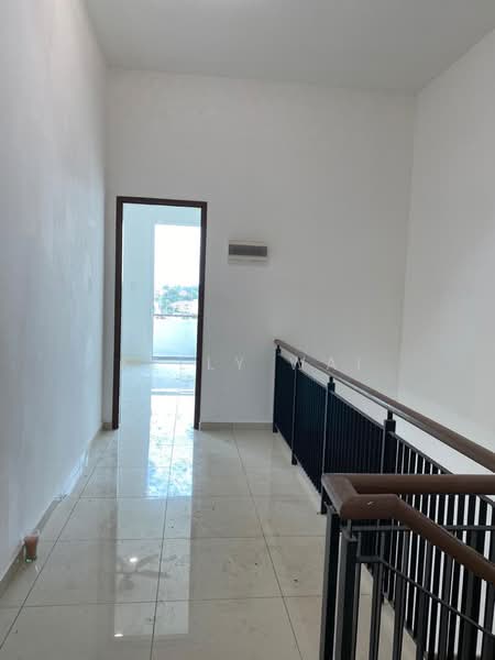 Rumah Kluster untuk Dijual di Taman Nusa Sentral (Iskandar Puteri (Nusajaya)) - Kelly Wai - Corridor - PropertyGuru.com.my