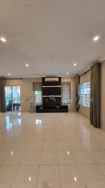 2-storey Terraced House for Sale in Taman Riveria (Samarahan) - Nicholas Tan - Living Room - PropertyGuru.com.my