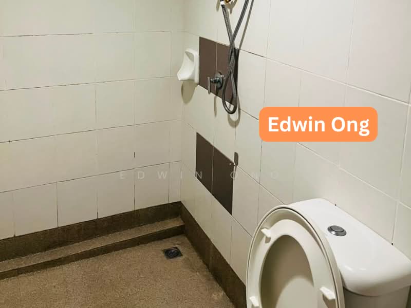 Condominium for Rent at The Golden Triangle Condominium - Edwin Ong - Bathroom - PropertyGuru.com.my