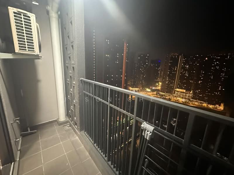 Kediaman Servis untuk Disewa di D'Vervain - Jason Chee - Balcony - PropertyGuru.com.my