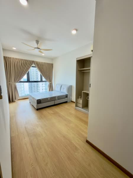 Condominium for Rent at Bay Point @ Country Garden Danga Bay - Eve Neo - Bedroom - PropertyGuru.com.my