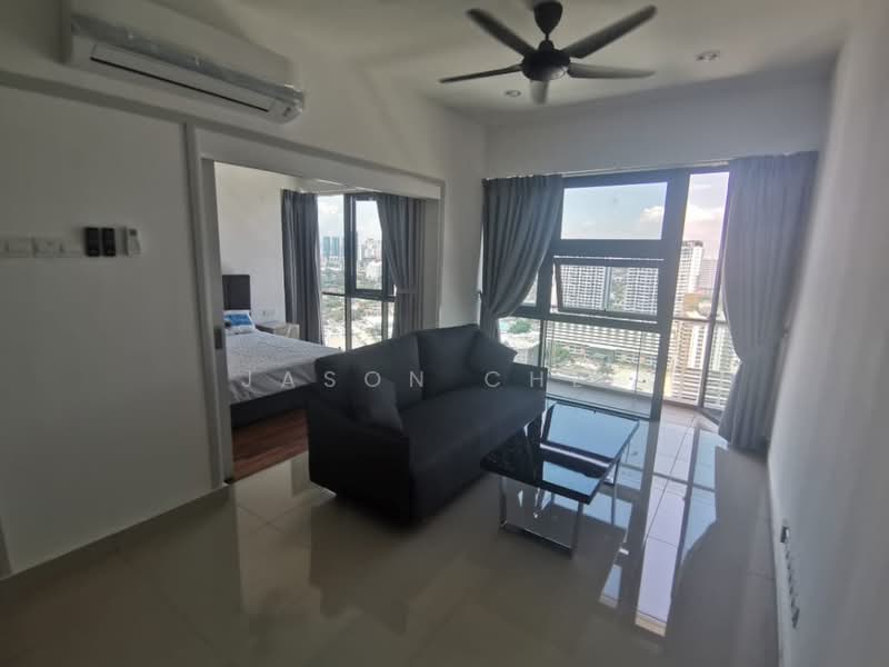 Kediaman Servis untuk Disewa di Pacific Star - Jason Chee - Living Room - PropertyGuru.com.my